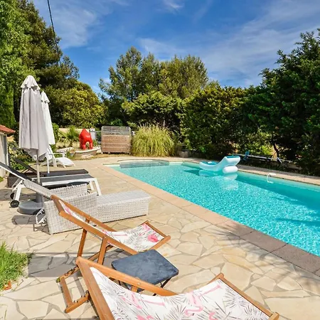3 Bedroom Awesome In La Seyne Sur * Six-Fours-les-Plages