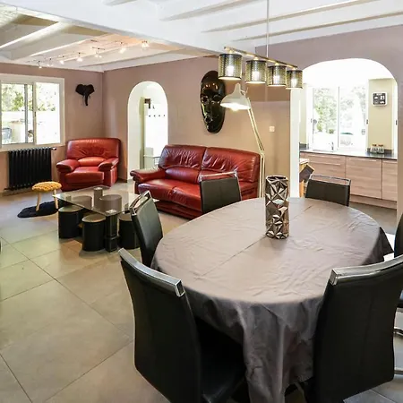 3 Bedroom Awesome In La Seyne Sur Six-Fours-les-Plages